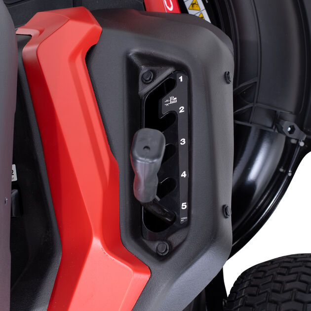 TB30E XP Battery-Powered Compact Riding Mower